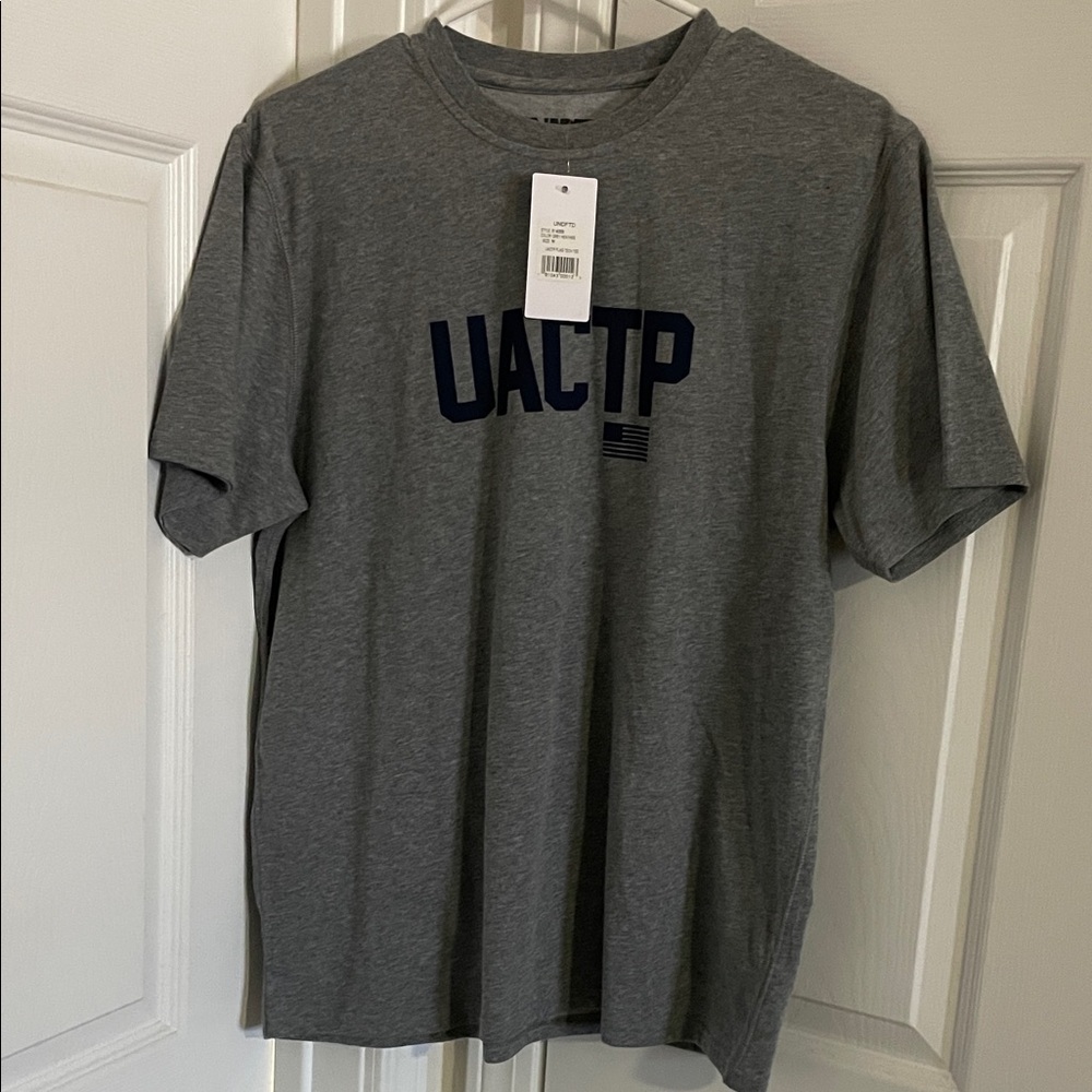 UNDEFEATED Gray Men's T-Shirt